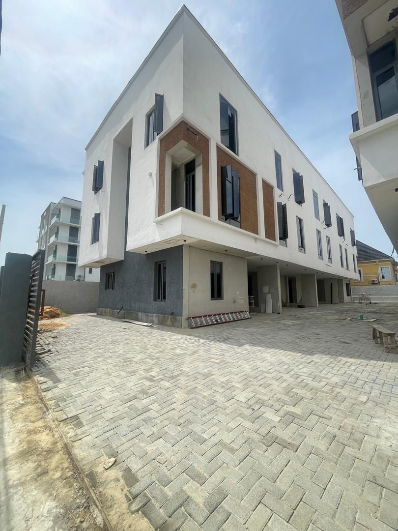 5bedroom duplex