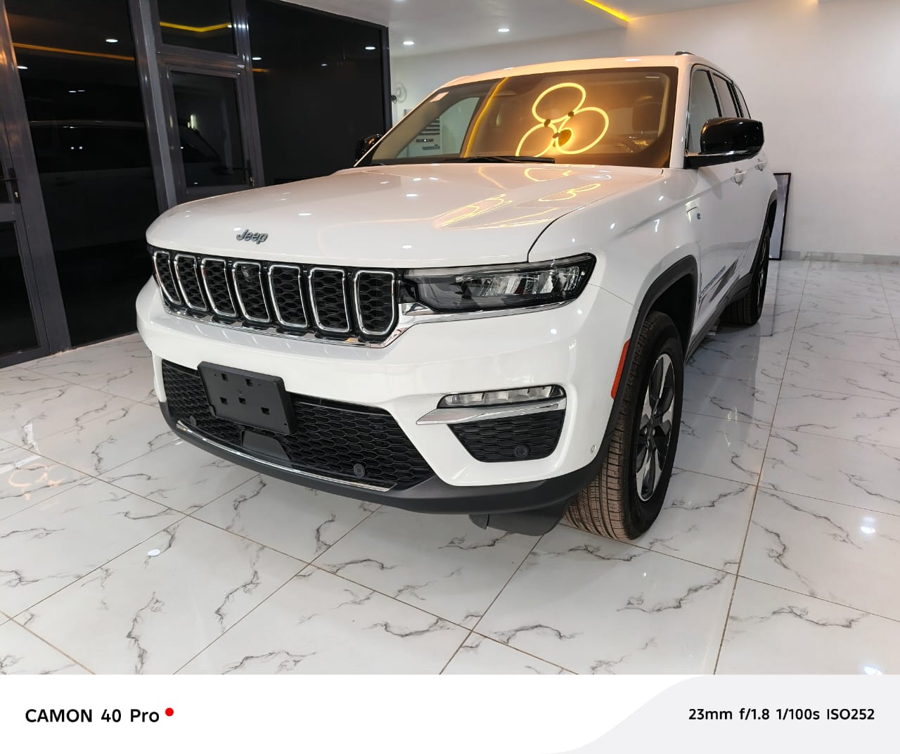 Ground Cherokee